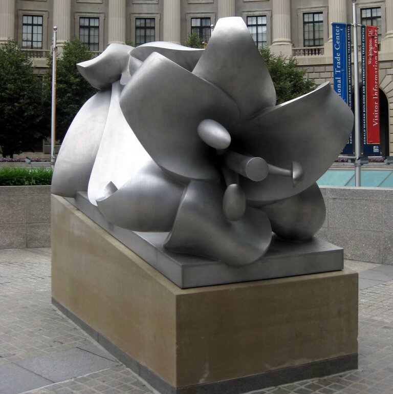 Federal Triangle Flowers and the Ariel Rios Building by Stephen Robin in 1988
